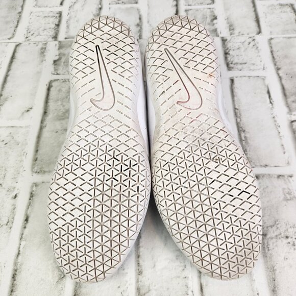 Nike Cheer Sideline IV Women Sz 7 White Casual Shoes Low Top Sneaker 943790-100 - Picture 8 of 10